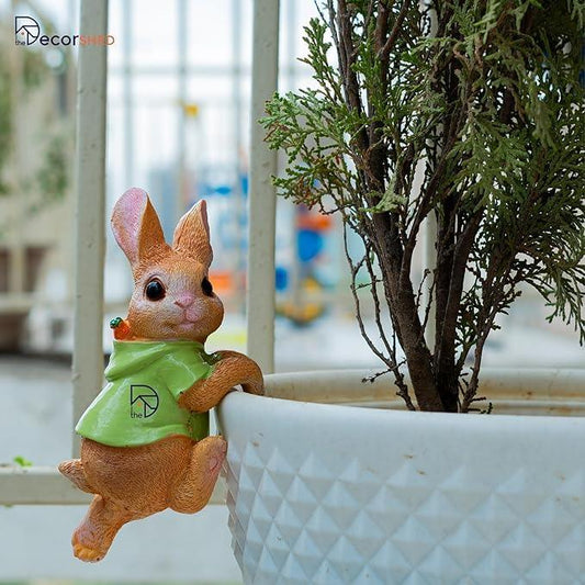 Rabbit Hook Statue - MR Homes